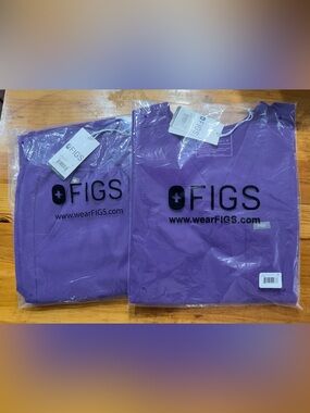 Brand New Figs in Digital Grape Color Size M for top, size M petite for pants
